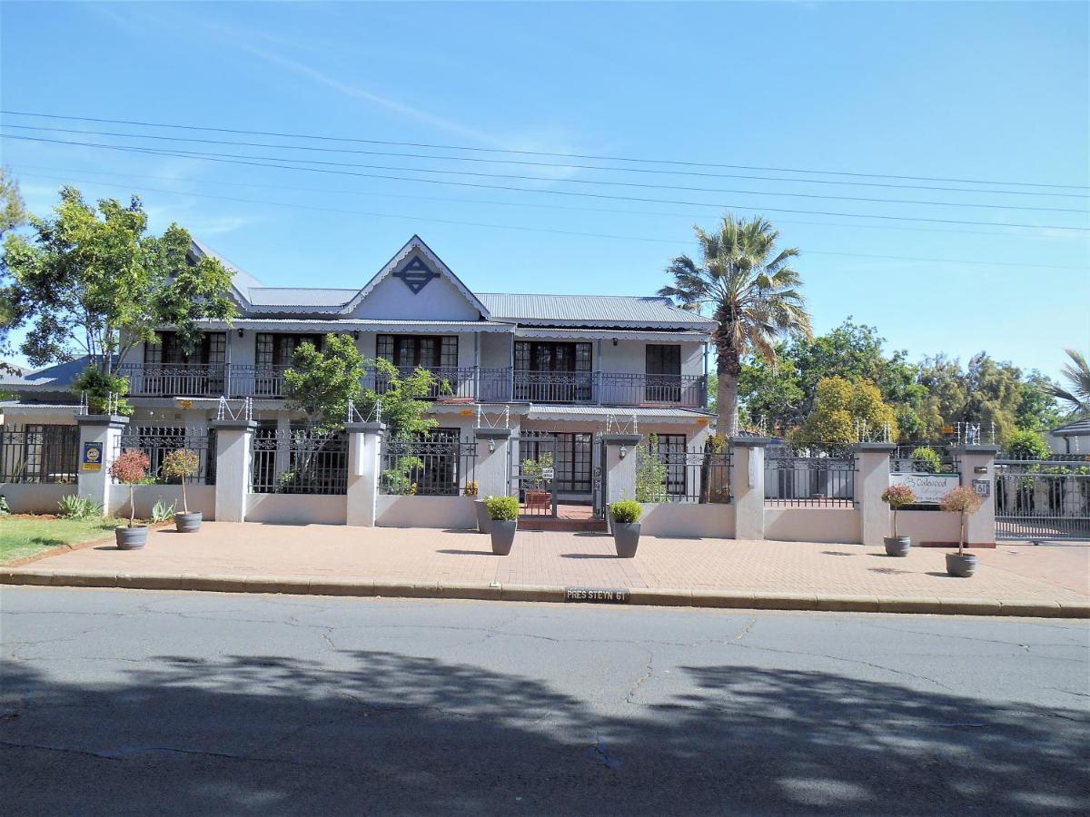Oakwood Lodge Bloemfontein Ngoại thất bức ảnh The main building of the school